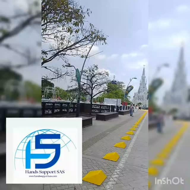 Instagram post from handssupportsas. This post is in position 0.